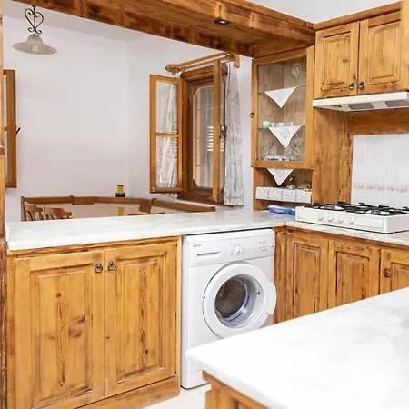 Cozy House With Garden In Bodrum Gundogan (Bodrum)